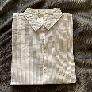 B.D. BAGGIES Wonens Weekender Blouse. Size M